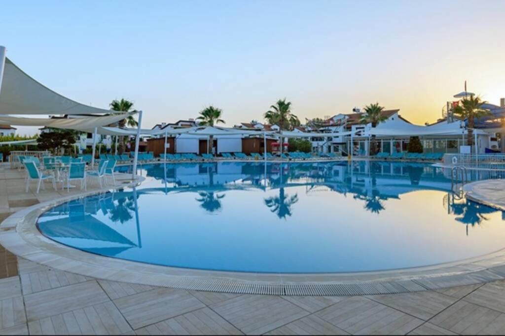 Fun&Sun Two Villas For Big Families Belek Buitenkant foto